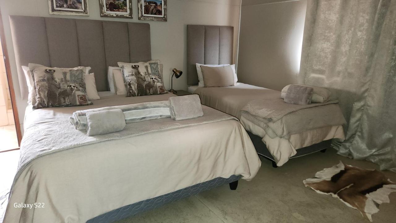 Zoutpanputs Game Lodge Askham Zimmer foto