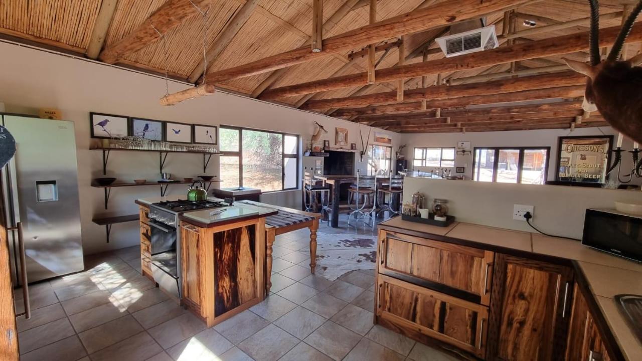 Zoutpanputs Game Lodge Askham Exterior foto